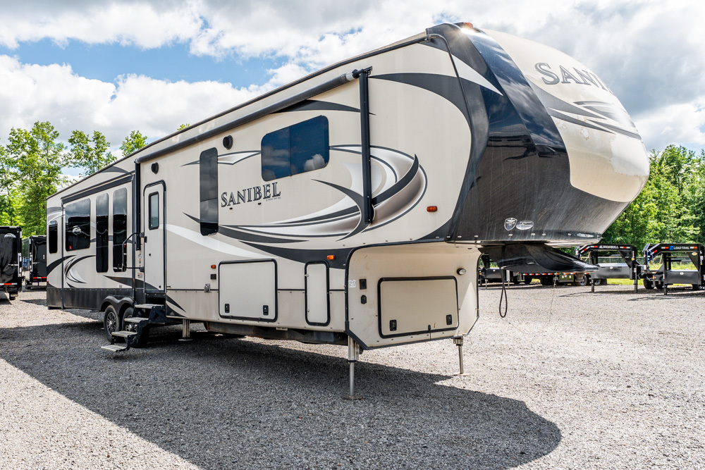 2018 Forest River SNF3591 in north jackson OH