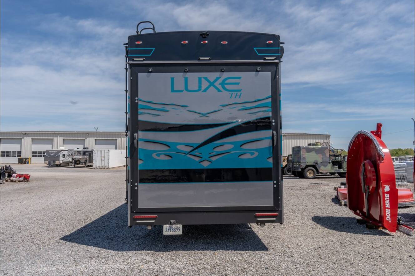 A photo of this 2024 Luxe 48FB TOYHAULER