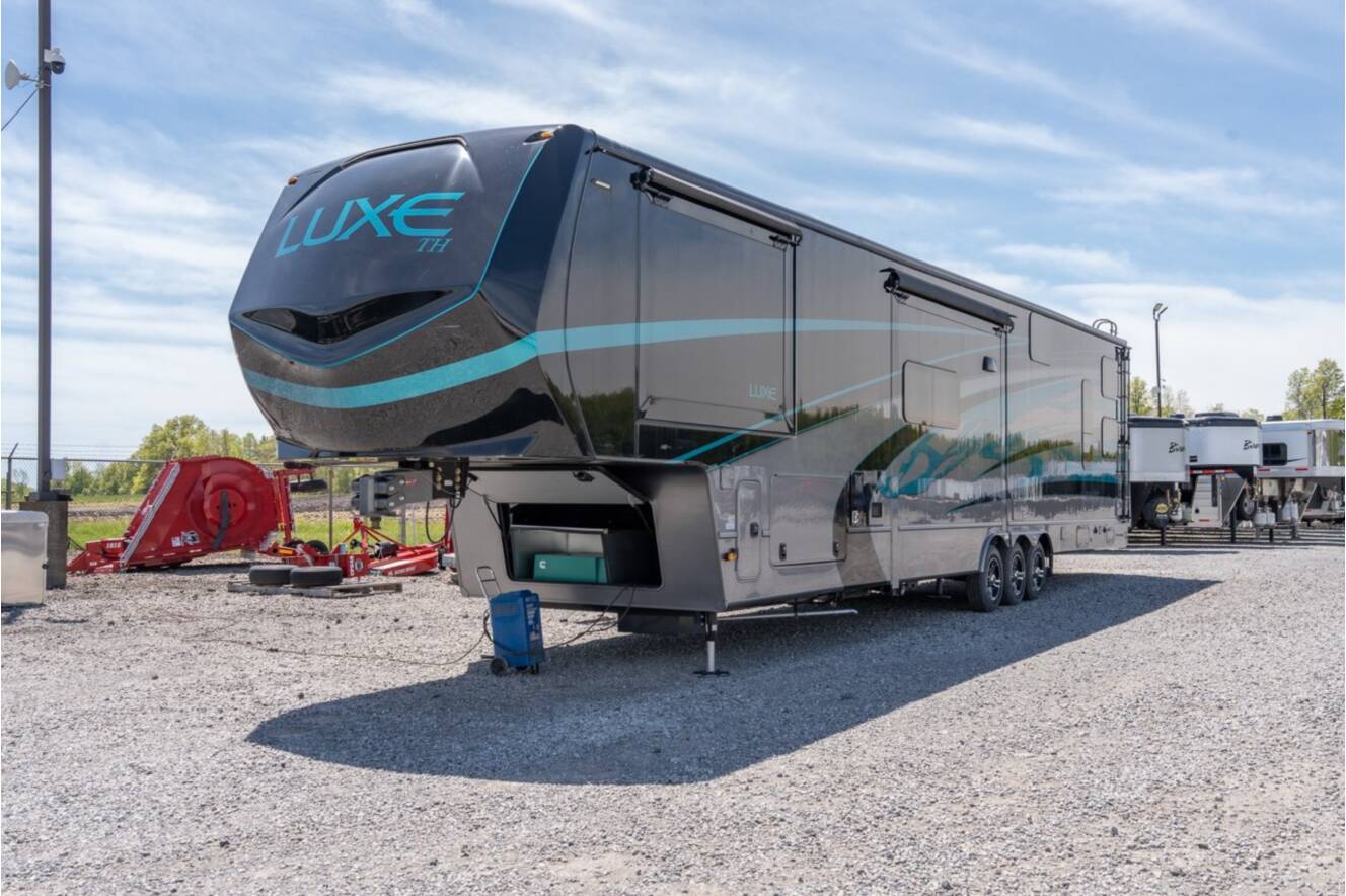 A photo of this 2024 Luxe 48FB TOYHAULER