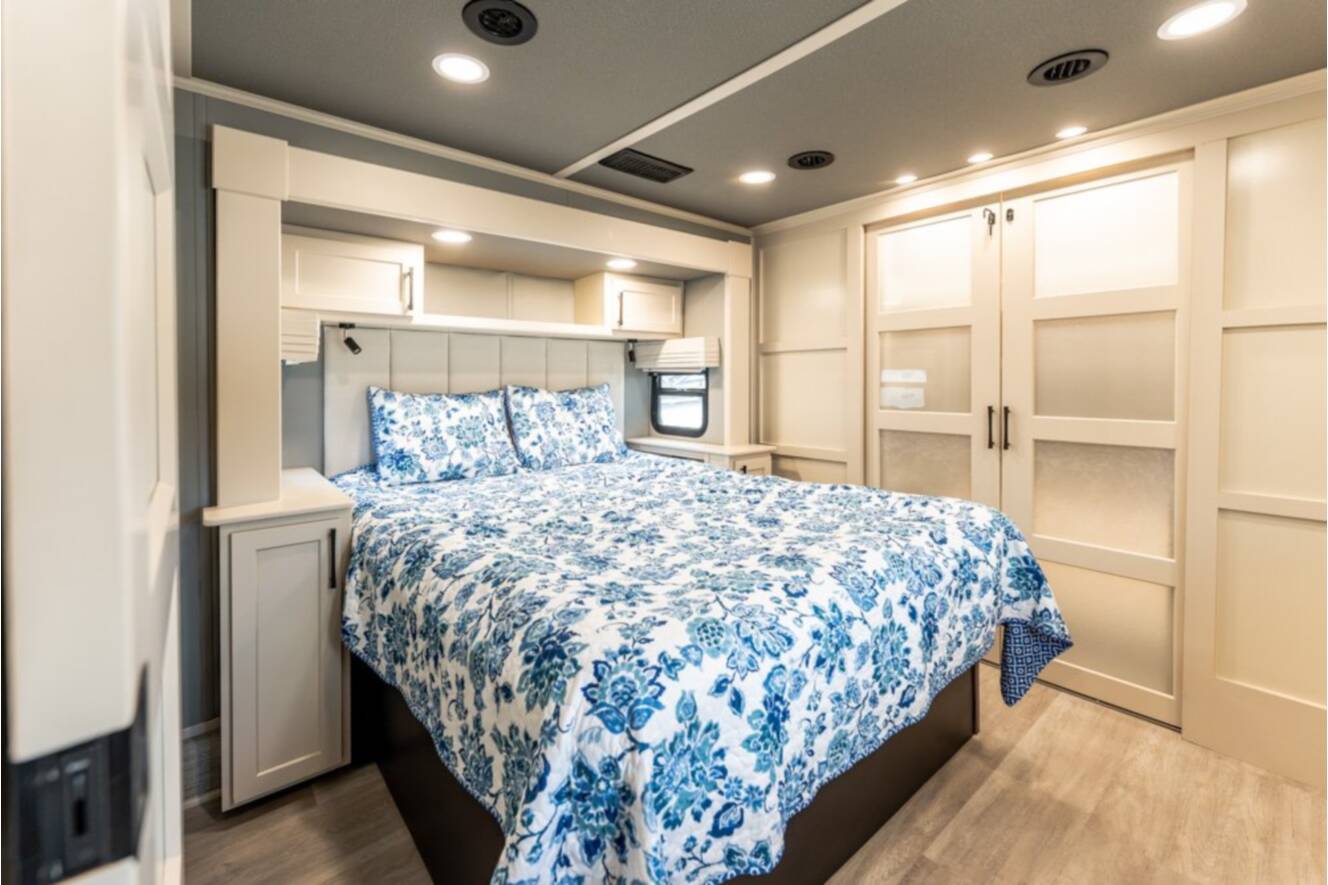 A photo of this 2024 Luxe 48FB TOYHAULER