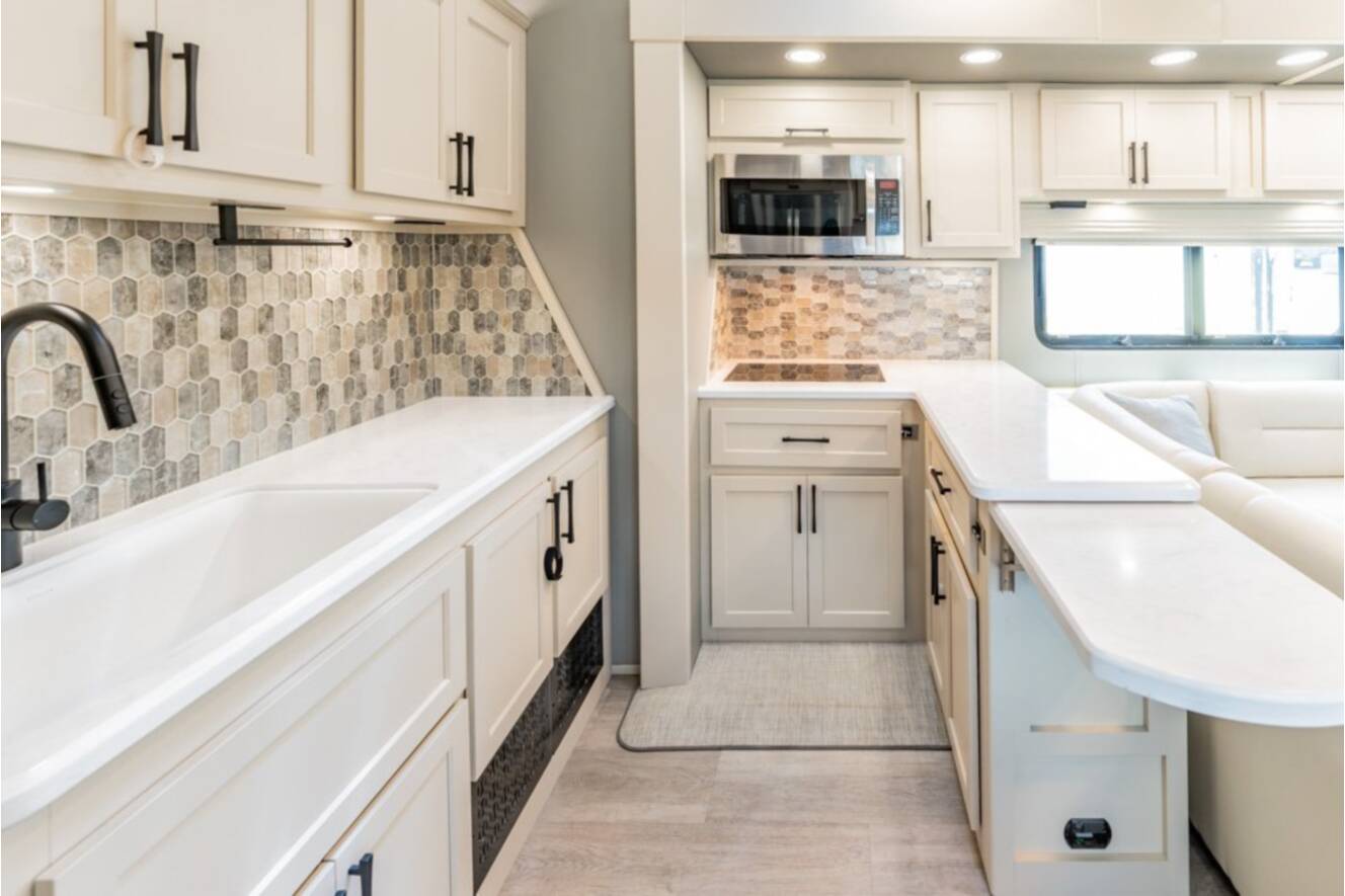 A photo of this 2024 Luxe 48FB TOYHAULER