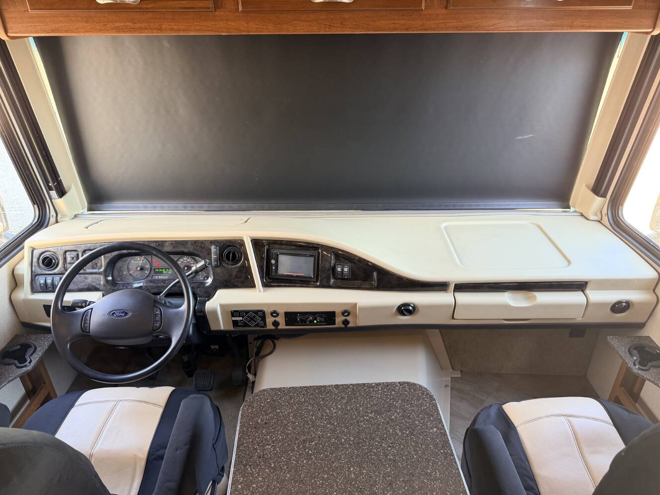 A photo of this 2017 Fleetwood STORM 34S