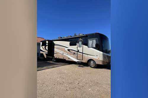 2017 Fleetwood STORM 34S in ramona CA
