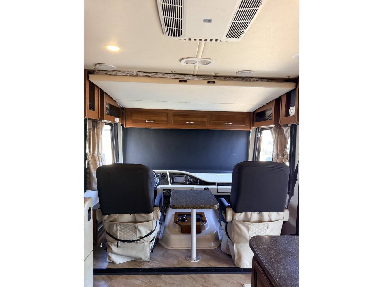 A photo of this 2017 Fleetwood STORM 34S