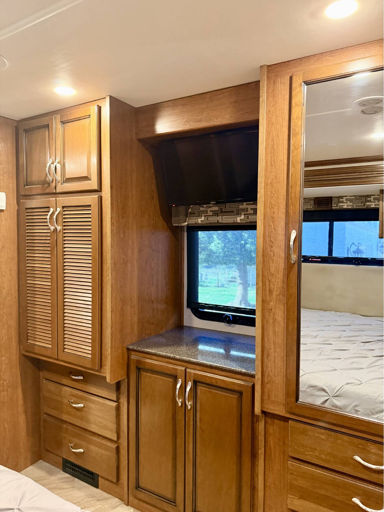 A photo of this 2017 Fleetwood STORM 34S
