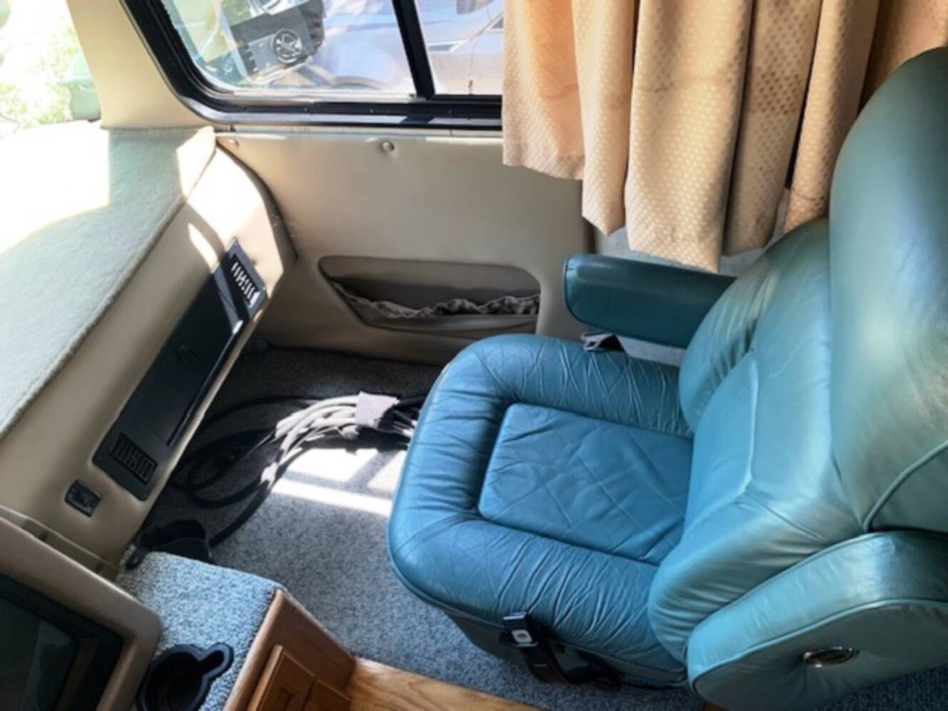 A photo of this 1996 Georgie Boy CRUISE MASTER 3190