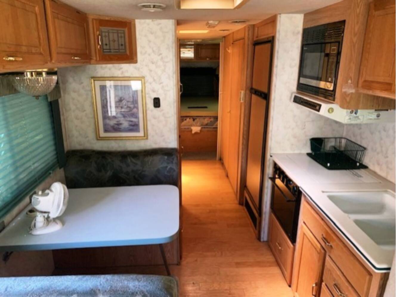 A photo of this 1996 Georgie Boy CRUISE MASTER 3190