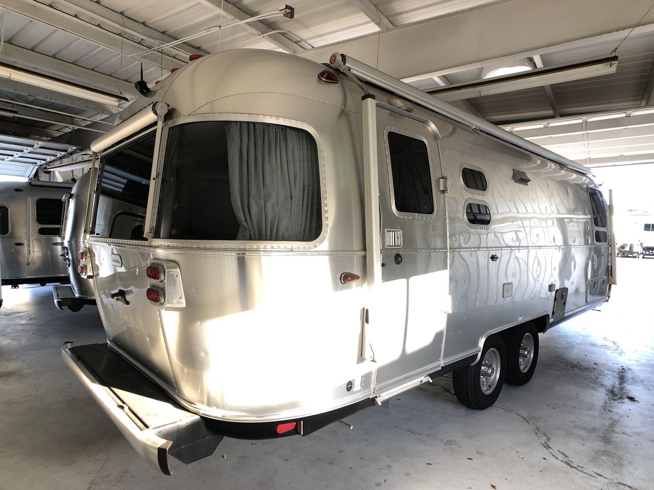 2021 Airstream Globetrotter 27FBT RV