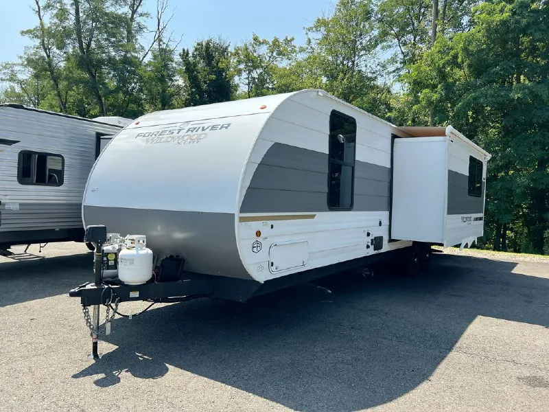 2025 Forest River Wildwood X-Lite 22VERANDA