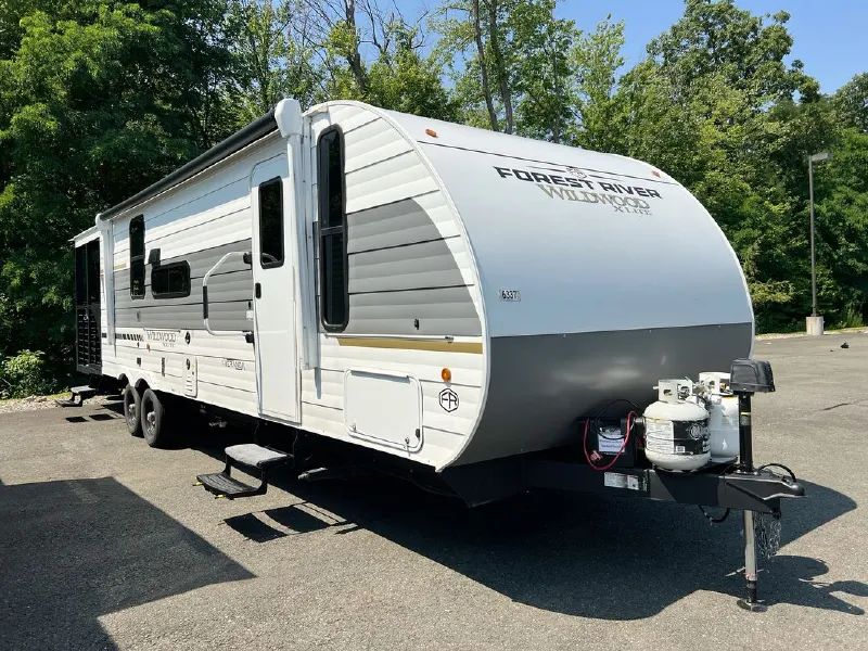 2025 Forest River Wildwood X-Lite 22VERANDA