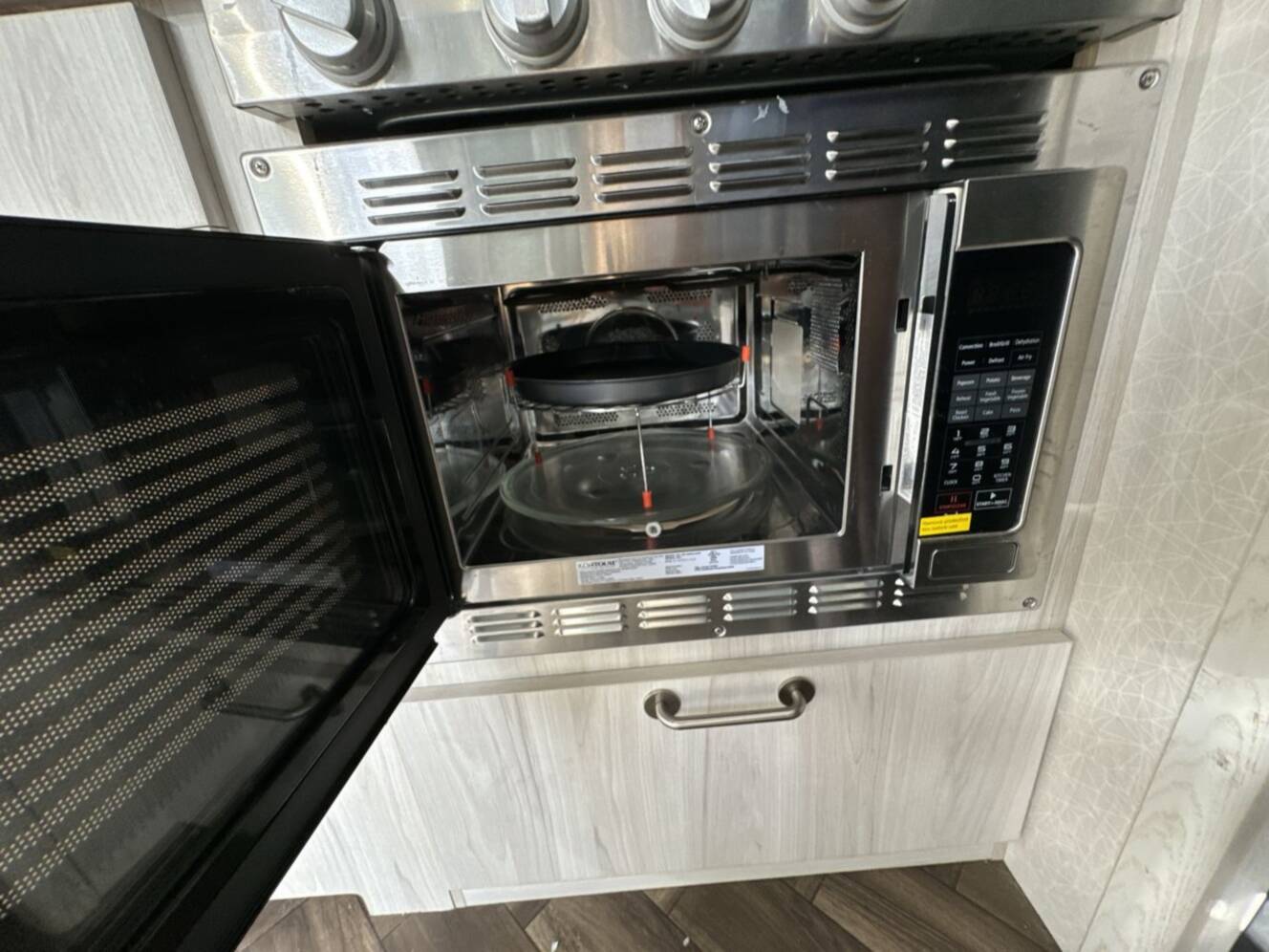 A photo of this 2022 Airstream International 23FB