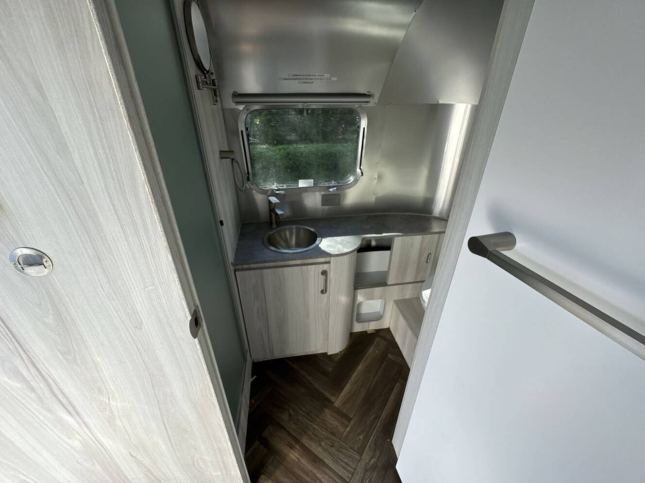 A photo of this 2022 Airstream International 23FB