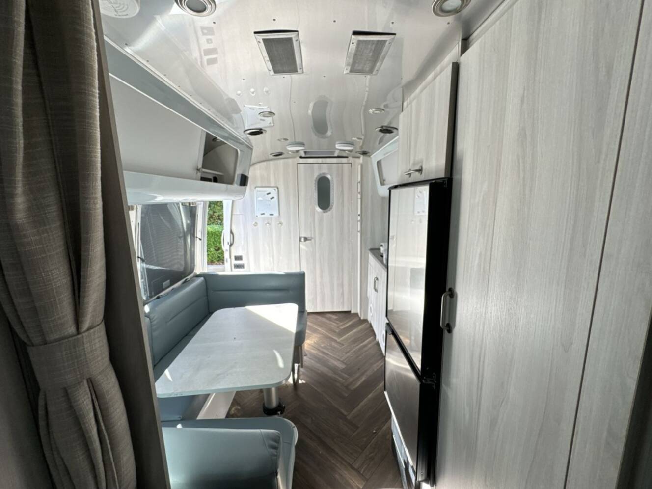 A photo of this 2022 Airstream International 23FB