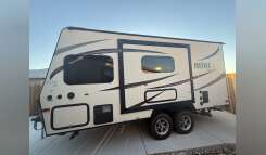 2016 Forest River ROCKWOOD MINI LITE 1809S RV