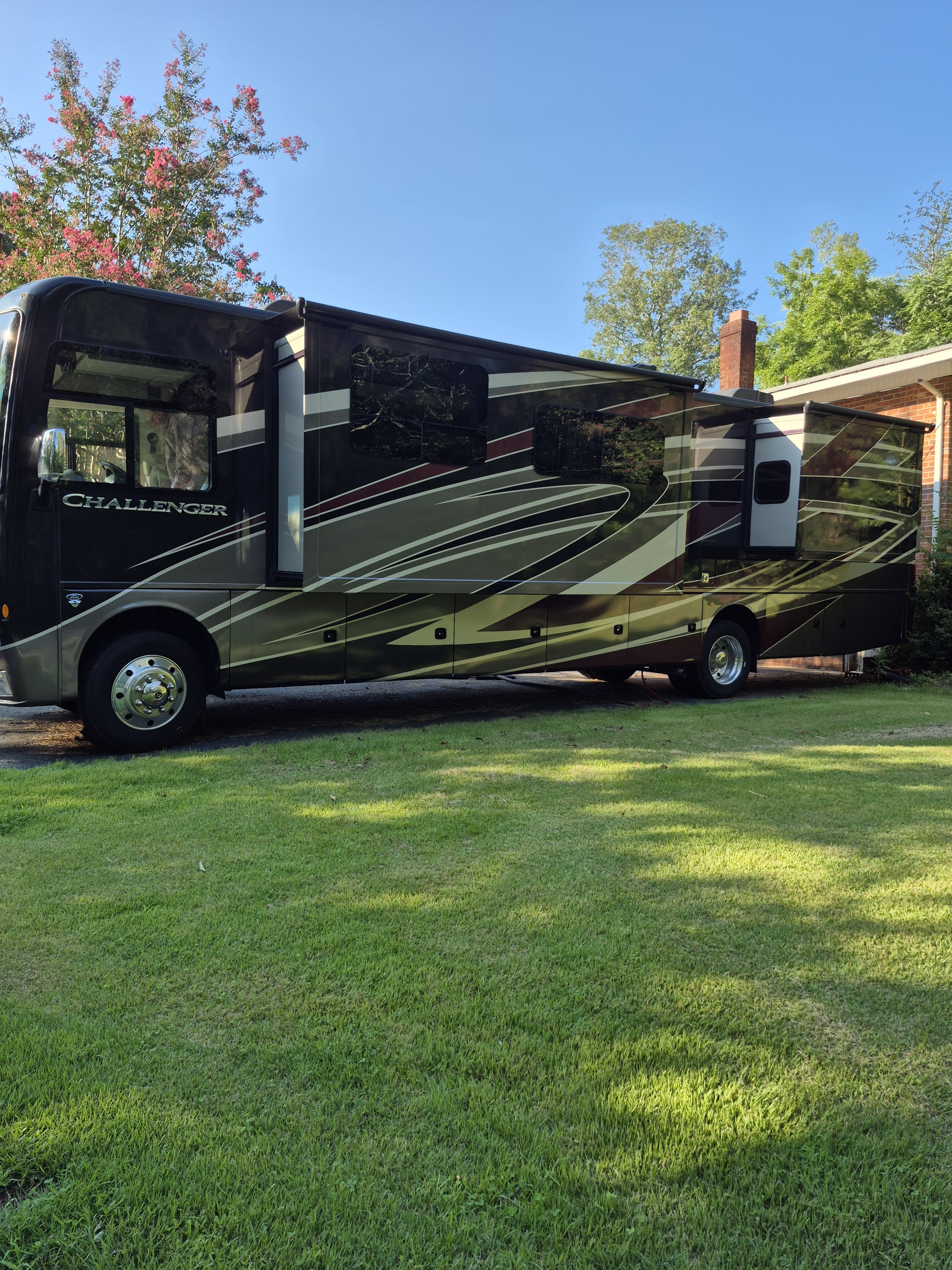 2023 Thor Motor Coach CHALLENGER 37FH RV