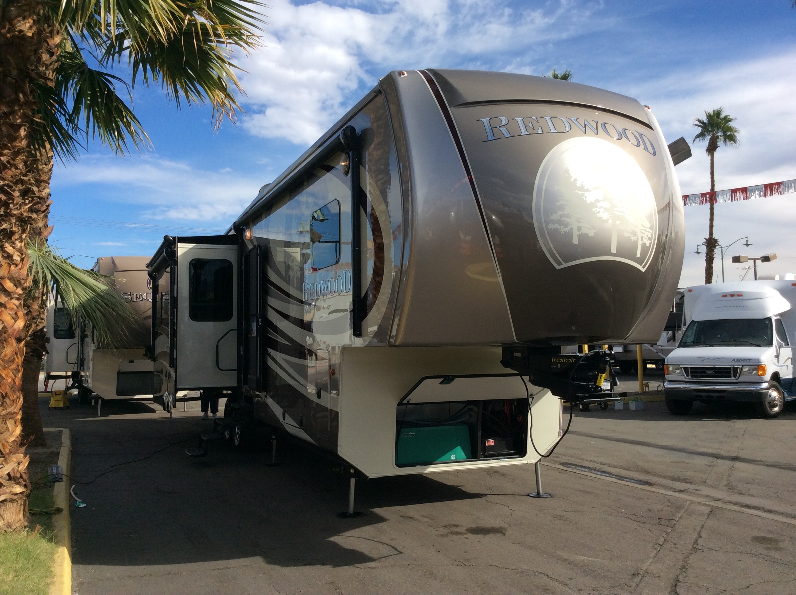 2015 Redwood REDWOOD 36RL in bridgeport WV