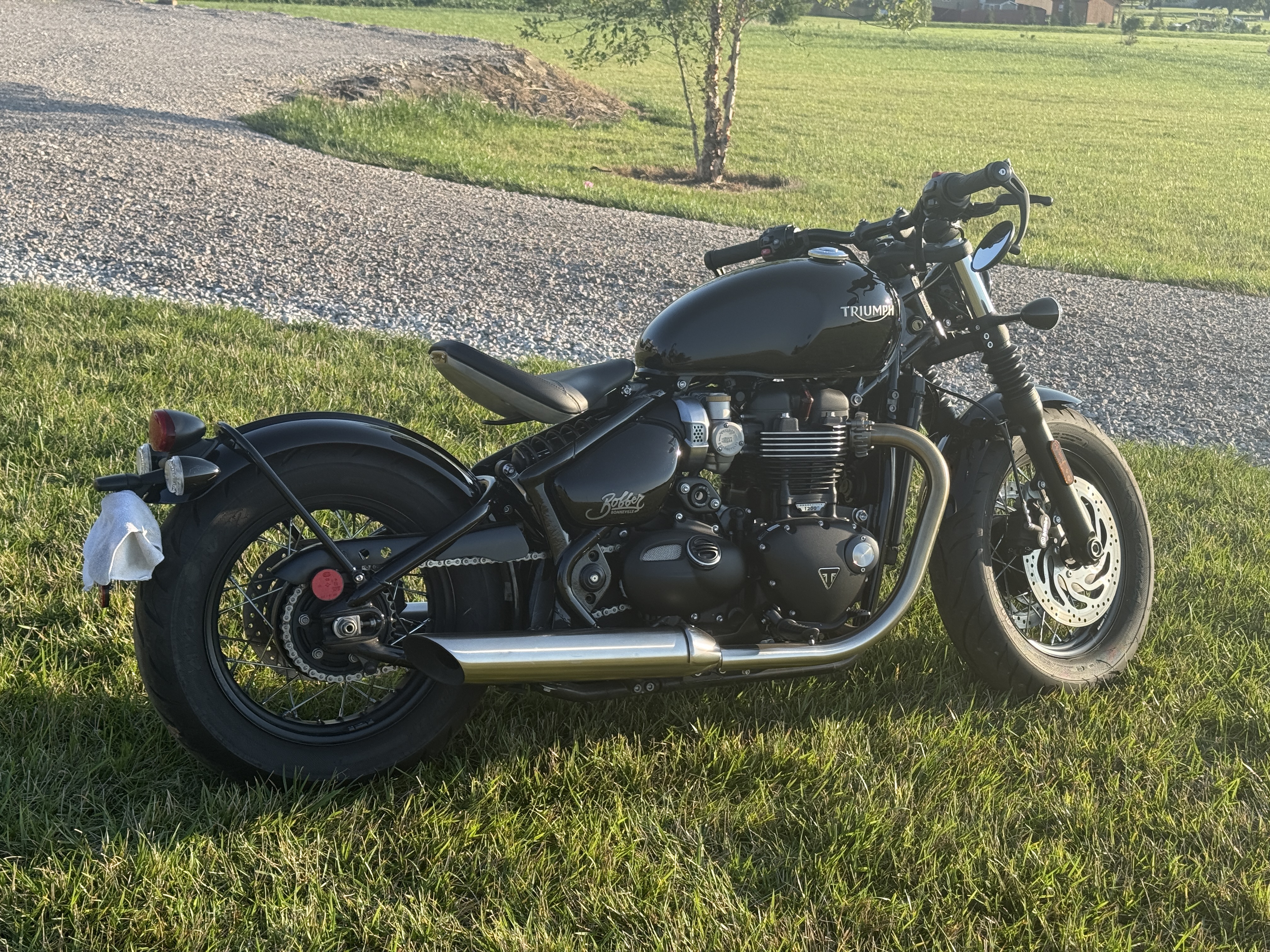 2022 Triumph BONNEVILLE BOBBER BLACK BLACK in Sunbury, OH