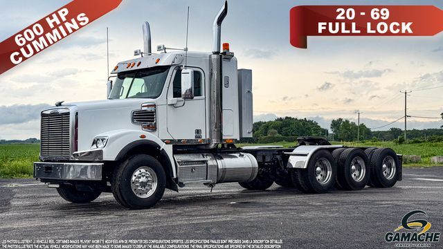 2015 FREIGHTLINER 122SD HIGHWAY / SLEEPER TRUCK / TRACTOR in Champlain, NY
