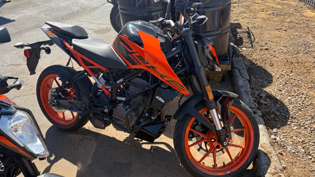 2021 KTM Duke 200 DUKE in Sublimity, OR