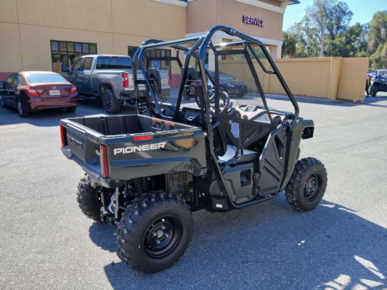 A photo of this 2026 Honda Pioneer 520