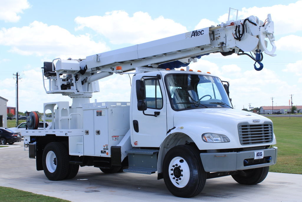2020 Freightliner M2 / Altec DC47-TR in Bryan, TX