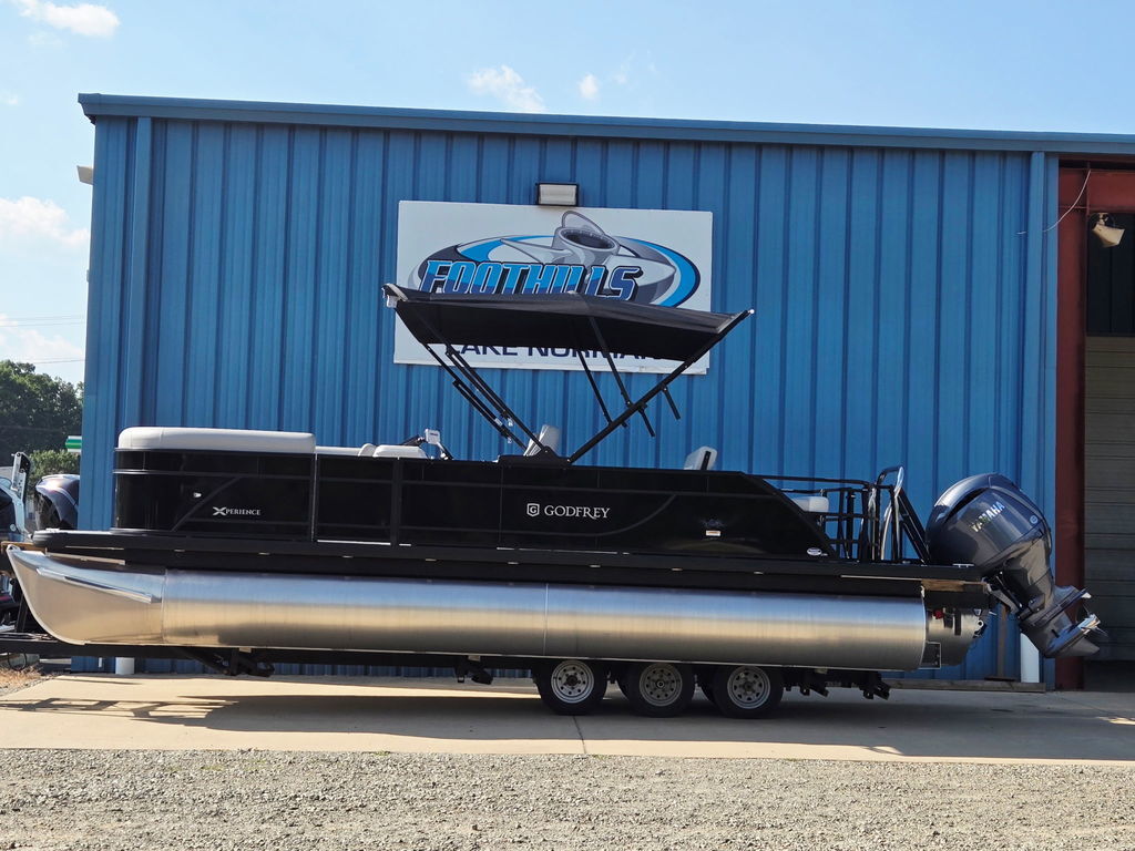 2027 Godfrey Pontoons Xperience 2286 SFLX 27" iMPACT Center Tube Package 2286 SBX in morganton NC