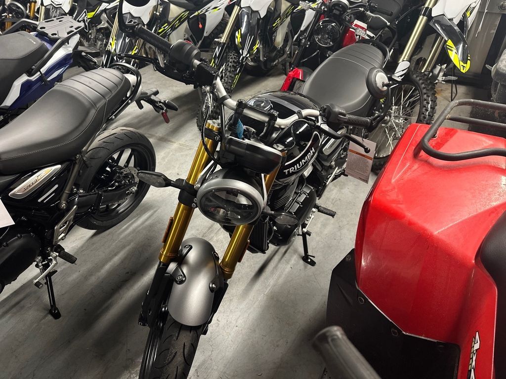 2026 Triumph Speed 400 Phantom Black/Storm Grey BASE in Augusta, ME