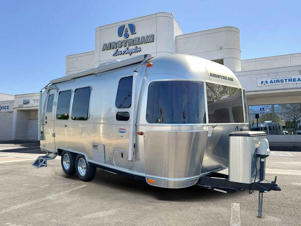 2018 Airstream International Serenity 23FB in san gabriel CA