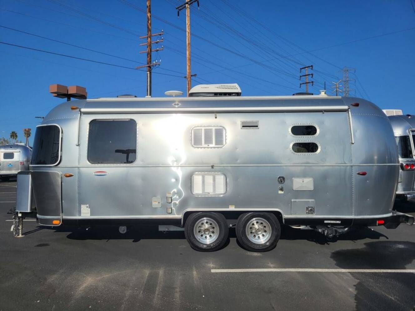 A photo of this 2018 Airstream International Serenity 23FB