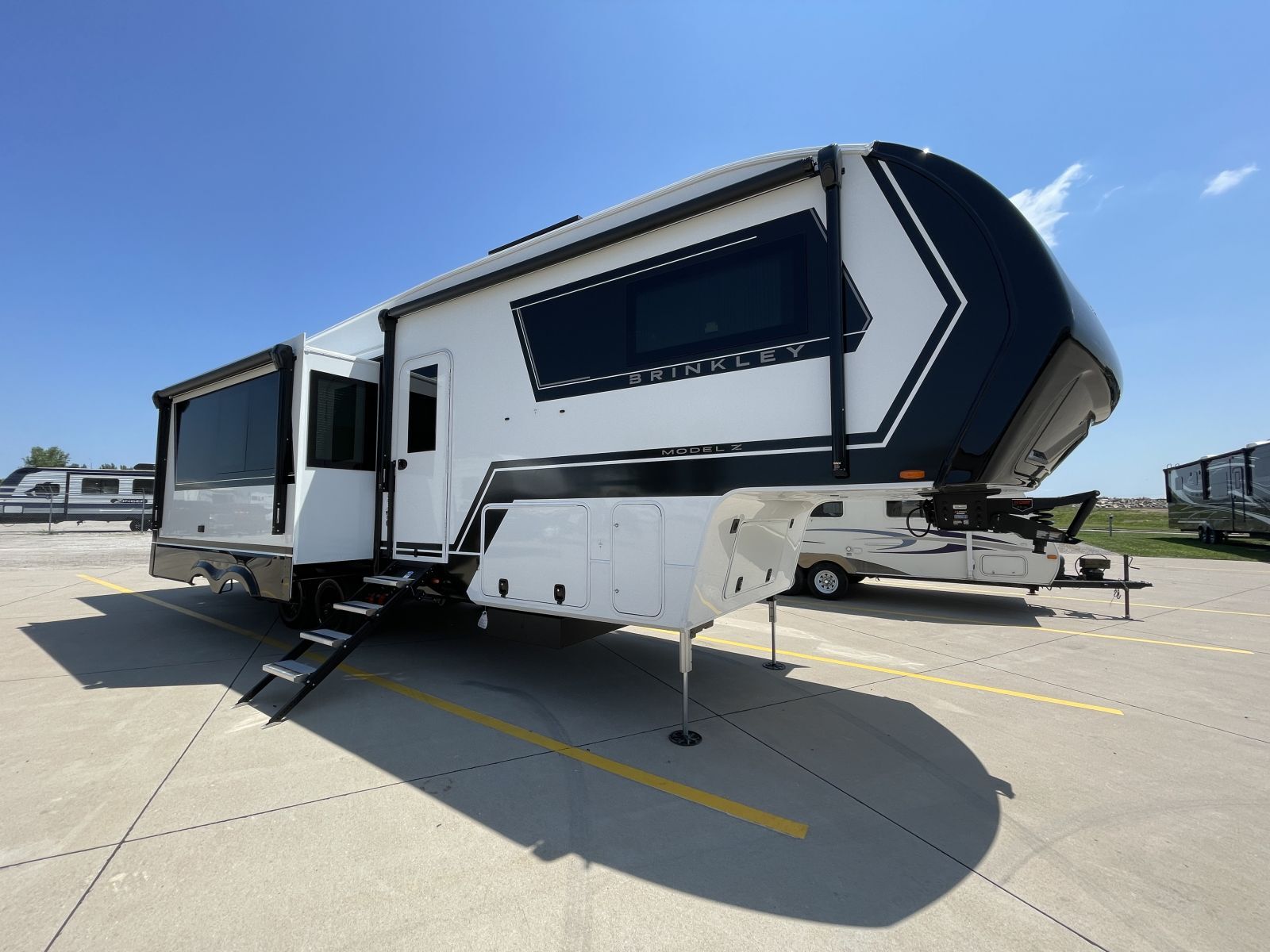 2027 Brinkley Rv MODEL Z 3210 RV