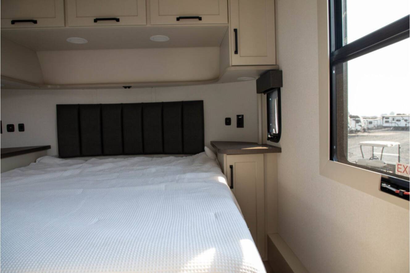 A photo of this 2026 Grand Design MOMENTUM 395MS