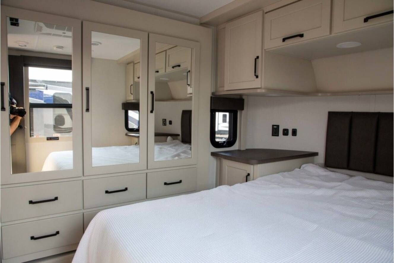 A photo of this 2026 Grand Design MOMENTUM 395MS
