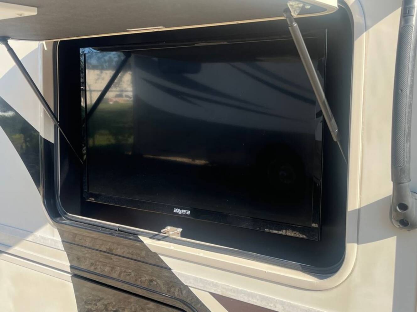 A photo of this 2018 Coachmen Mirada 35LS