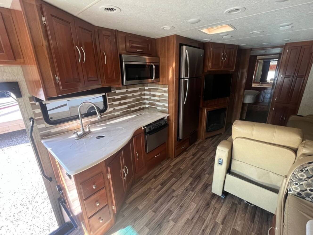 A photo of this 2018 Coachmen Mirada 35LS