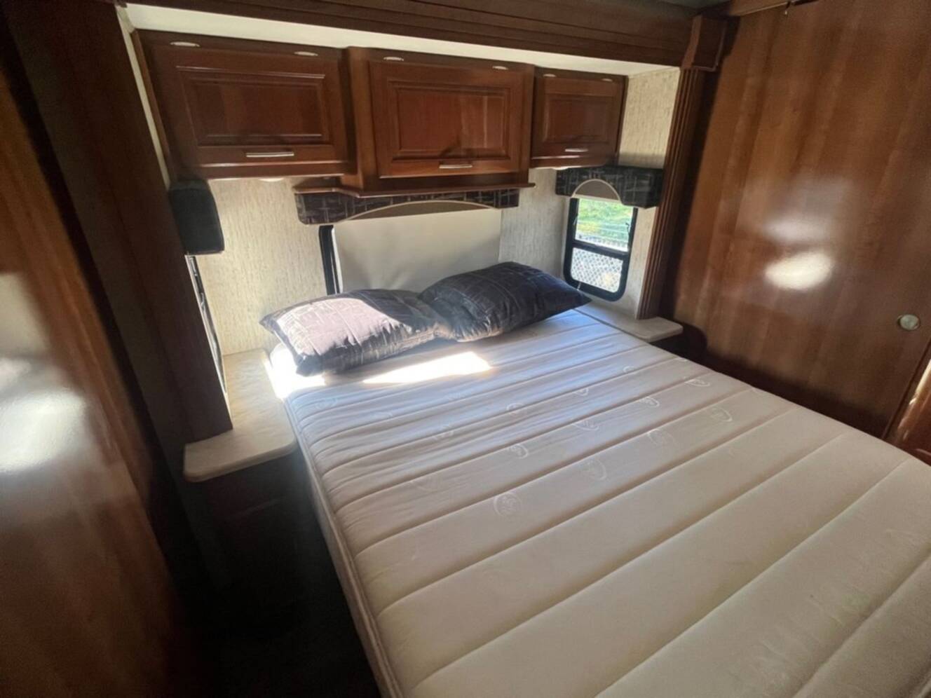A photo of this 2018 Coachmen Mirada 35LS