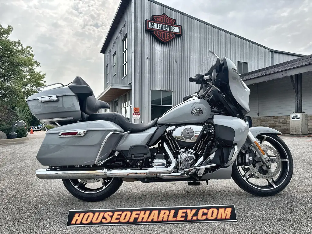 2025 Harley-Davidson Street Glide Ultra