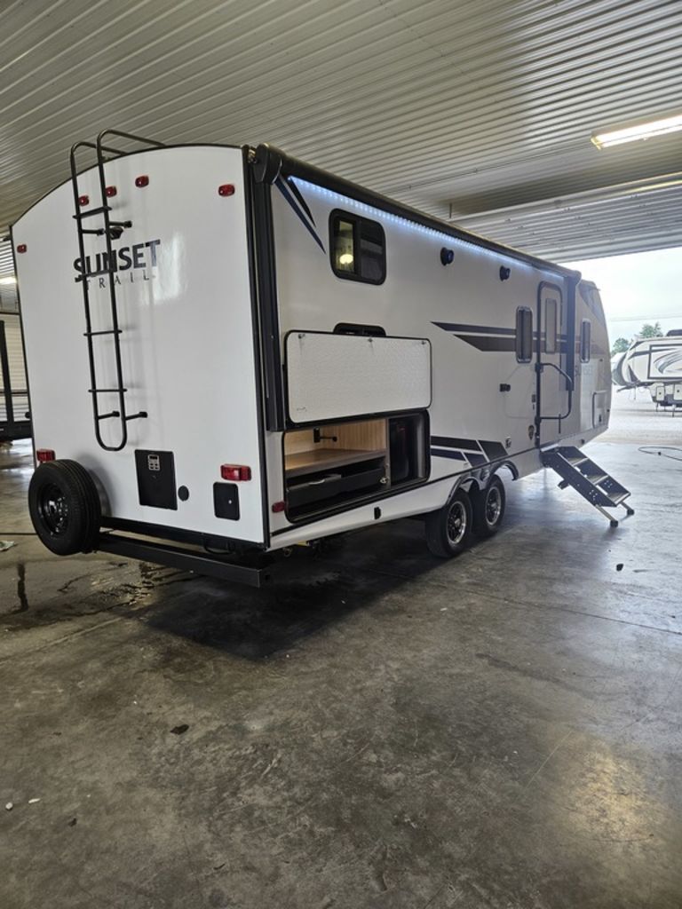 2021 Crossroads Rv Sunset Trail Super Lite SS242BH in terre haute IN