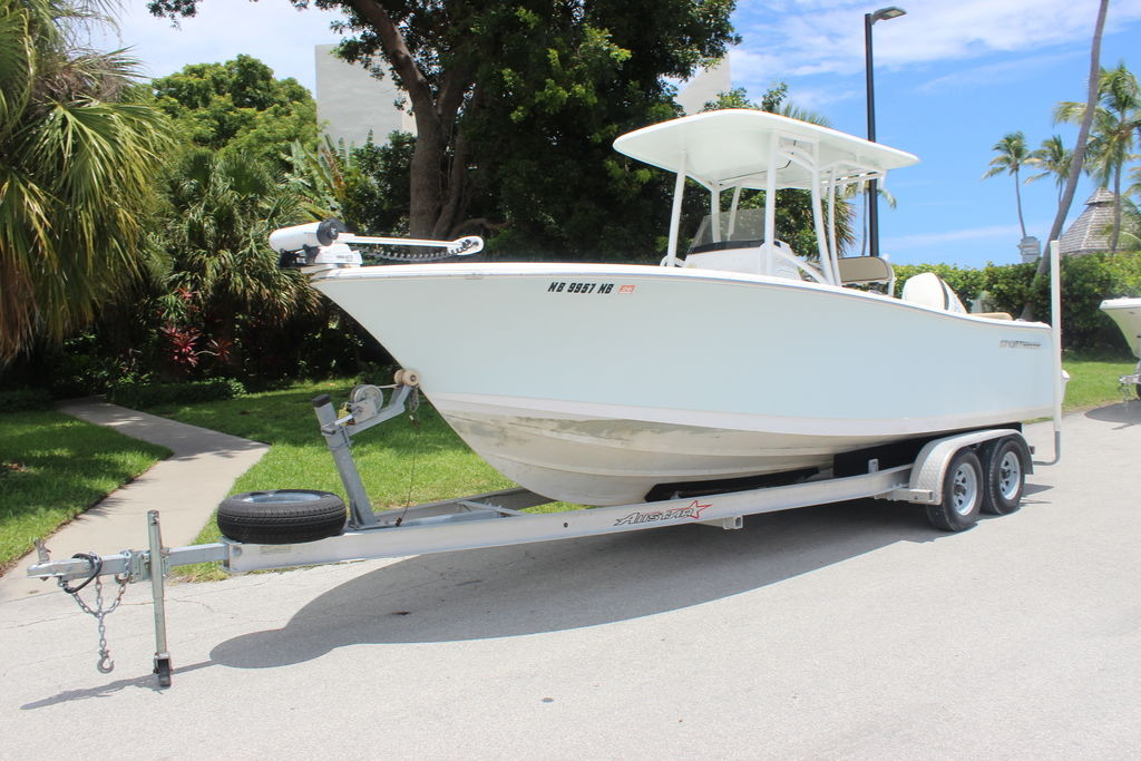 2018 Sportsman Heritage 231 NAN in islamorada FL