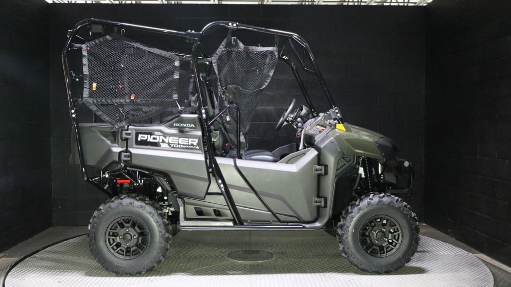 2026 Honda® Pioneer 700-4 Deluxe in paris TX