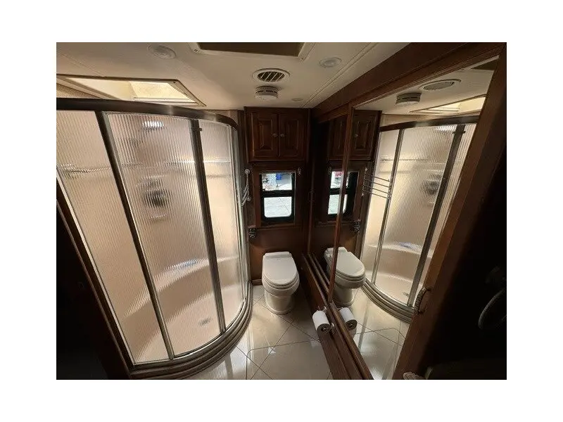 2013 Tiffin Phaeton 40QBH Freightliner XCR Chassis