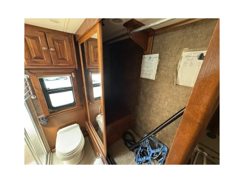 2013 Tiffin Phaeton 40QBH Freightliner XCR Chassis