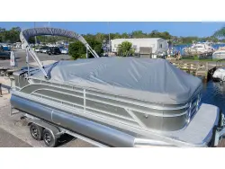 2027 Bennington 22 S1 FISH AND CRUISE