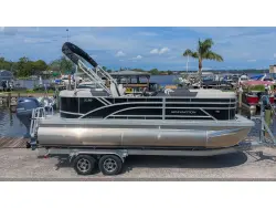 2027 Bennington 20 S1 STERN RADIUS