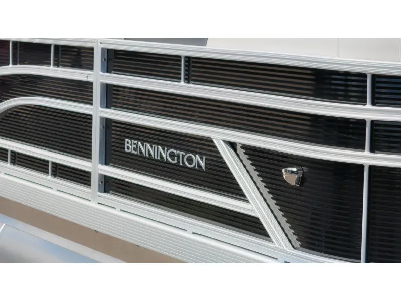 2027 Bennington 20 S1 STERN RADIUS