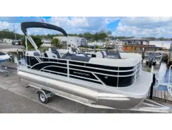 2027 Bennington 20 S1 STERN RADIUS