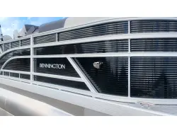 2027 Bennington 20 S1 STERN RADIUS