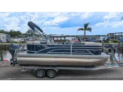 2027 Bennington 20 S1 STERN RADIUS