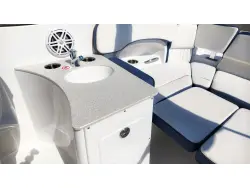2027 Stingray 24 DC