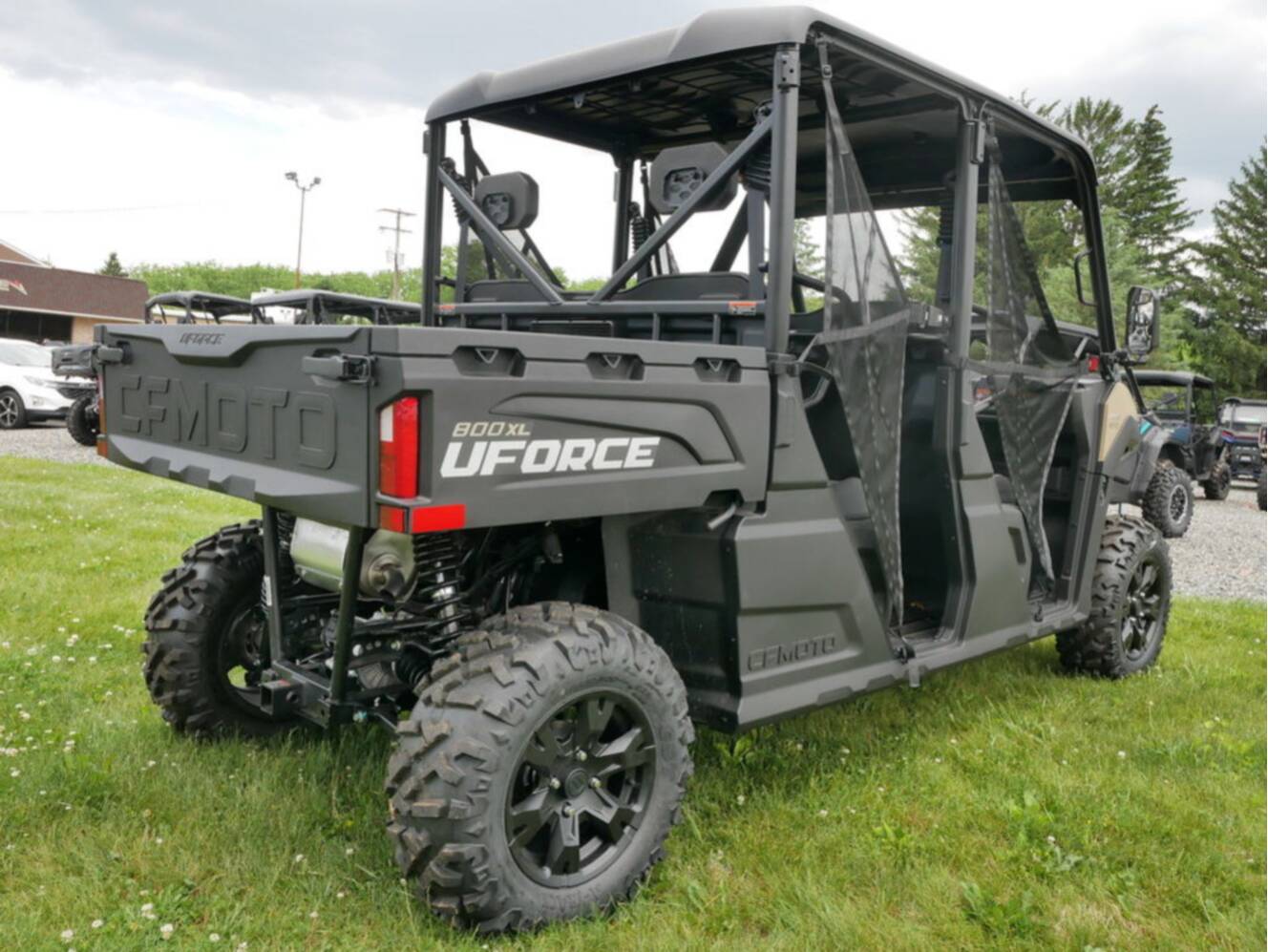 A photo of this 2026 CFMOTO UFORCE 800 XL