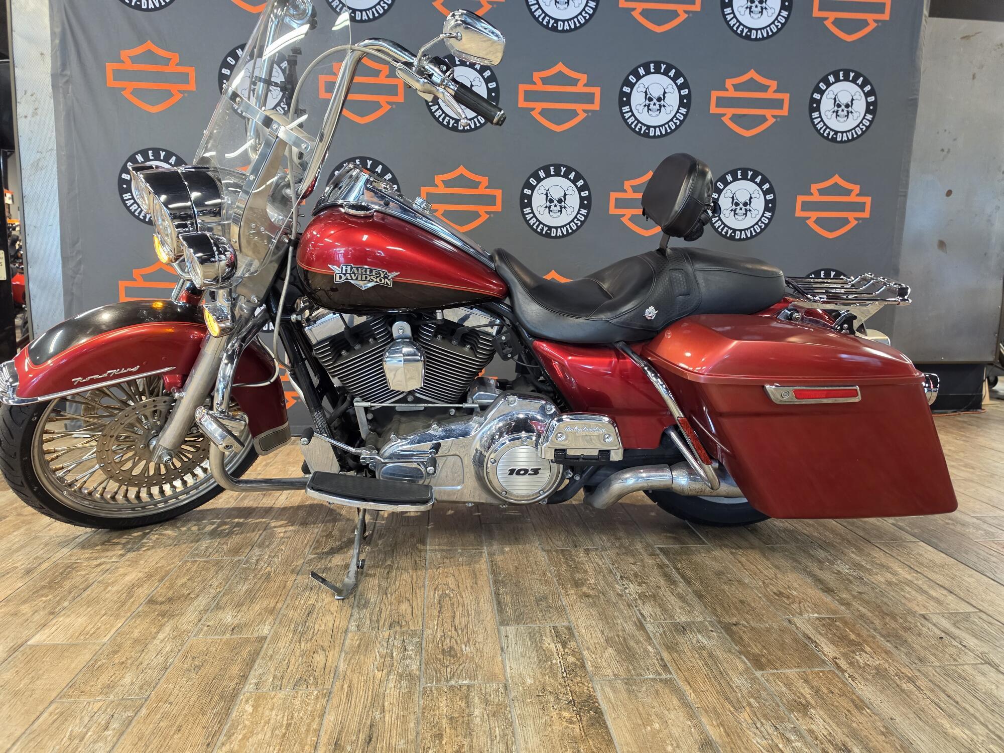 2013 Harley-Davidson Road King Classic CLASSIC in Winterville, NC